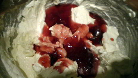 пирожное малина и розы