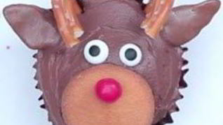 Пирожные капкейки Олени