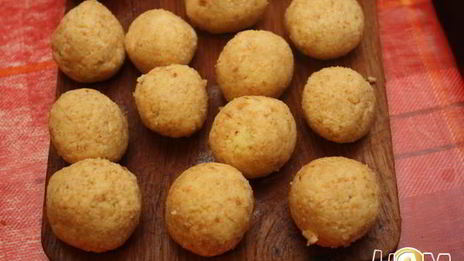 пирожные на палочке