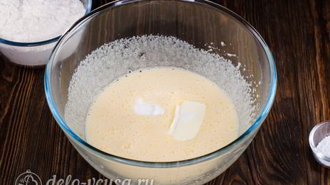 пирожные персики