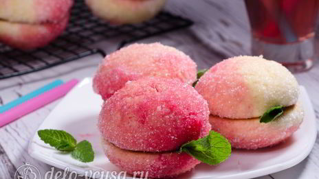 пирожные персики