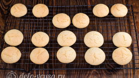 пирожные персики