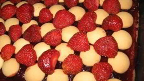 пирожные радужные