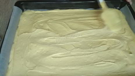 пирожные с клубникой и бананом