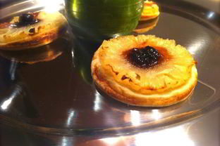 Постное пирожное с ананасом