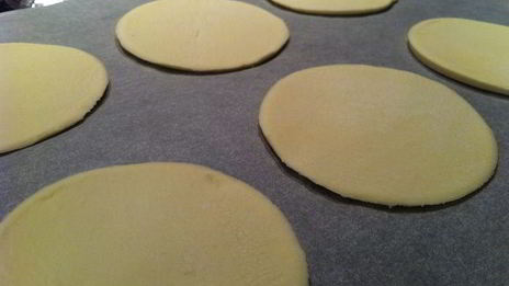 постное пирожное с ананасом