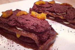 Шоколадное пирожное с кремом из авокадо