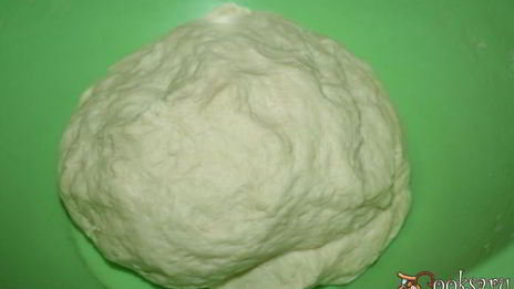 быстропицца с охотничьими колбасками и сулугуни