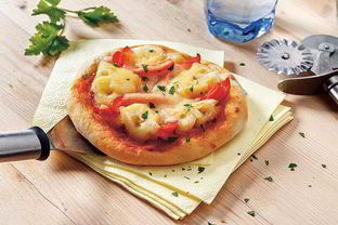 Мини-пицца с ананасом