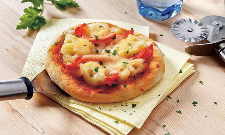 Рецепт мини-пиццы с ананасом