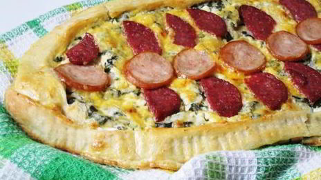 пиде с колбасой — турецкая пицца