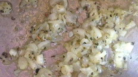 пицца по-чикагски в глубокой форме