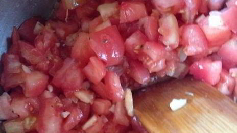 пицца по-чикагски в глубокой форме