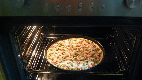 пицца с мидиями