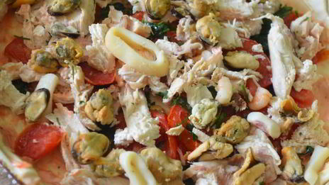 пицца с морепродуктами