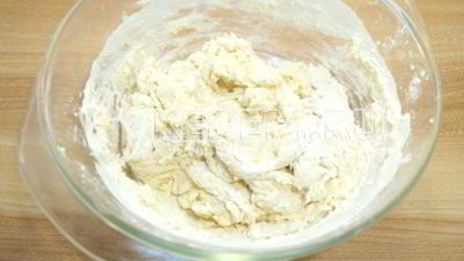 пицца с помидорами