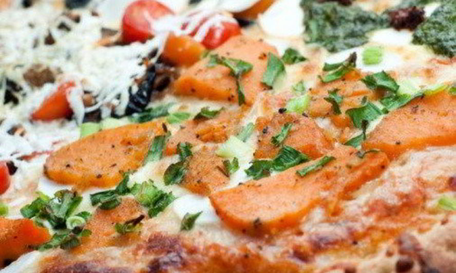 Рецепт пиццы с тыквой и копченым салом