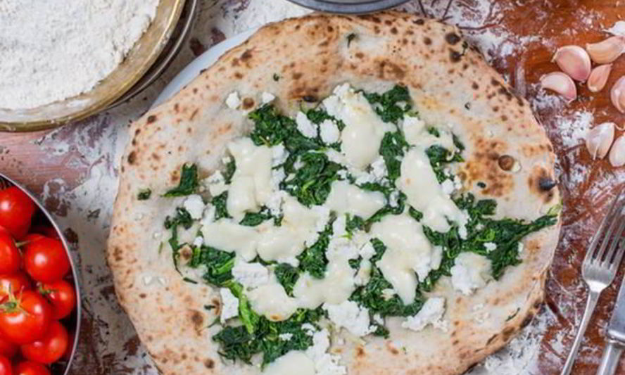 Рецепт пиццы со шпинатом и рикоттой