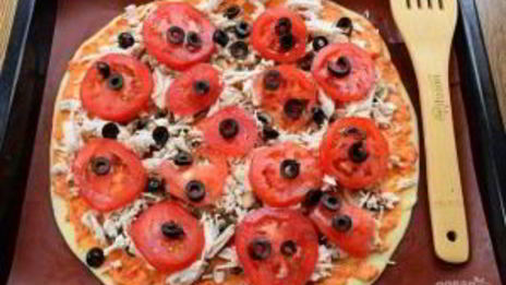 тонкая пицца на дрожжевом тесте