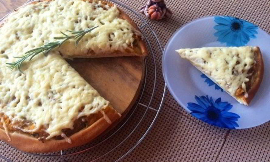 Рецепт тыквенной пиццы с розмарином