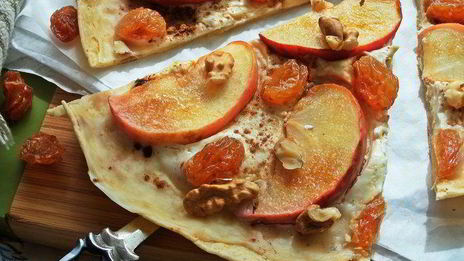 яблочная пицца