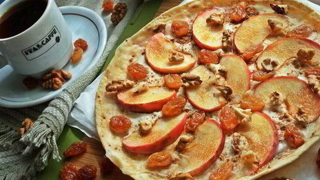 яблочная пицца