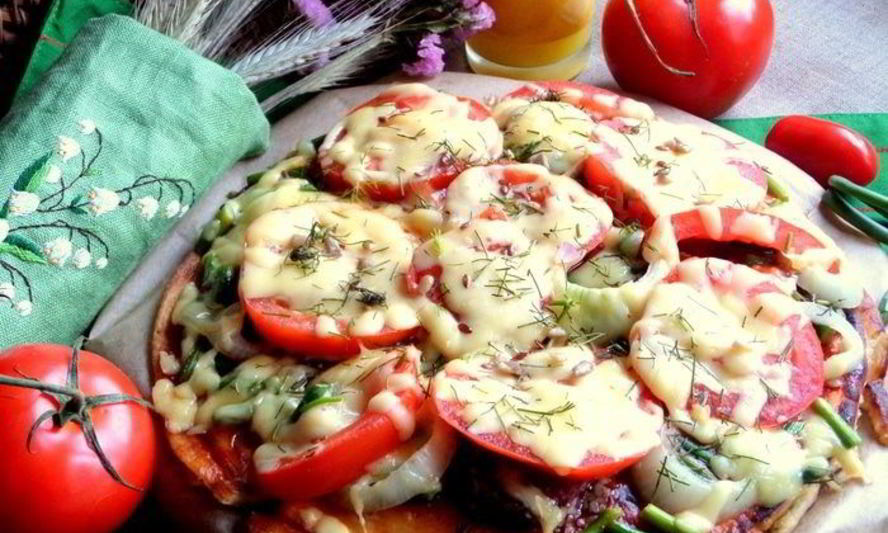 Рецепт заливной пиццы в сковороде