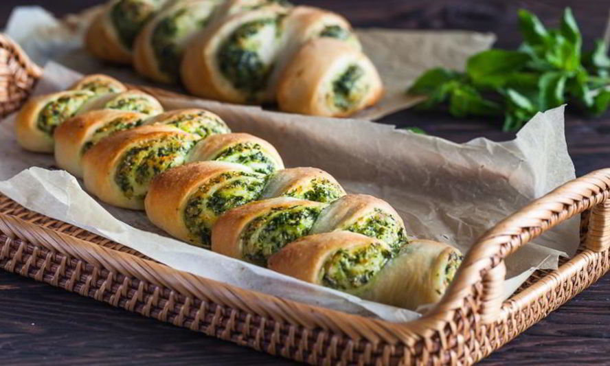 Рецепт рулетиков с кабачками и шпинатом