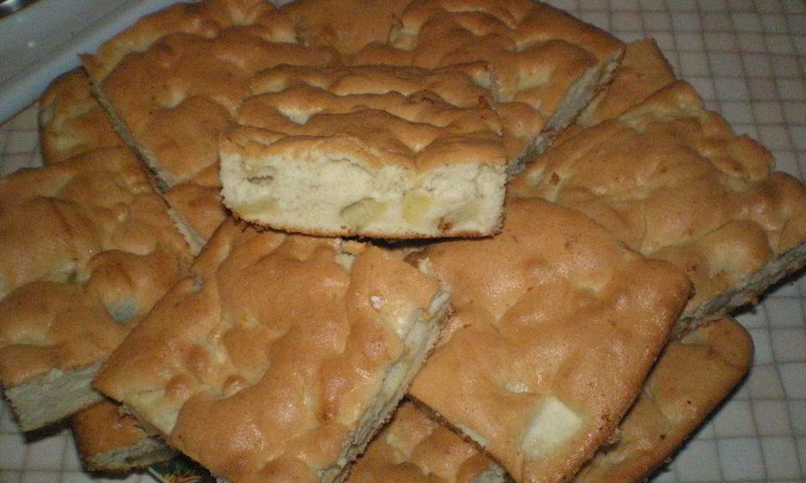 Рецепт шарлотки с яблоками и грушами