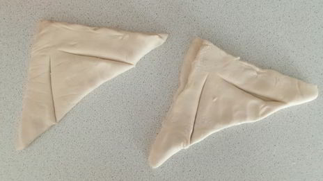 слойки с арахисовой пастой и бананом