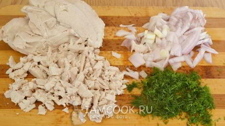 слойки с курицей