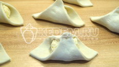 слойки с сыром