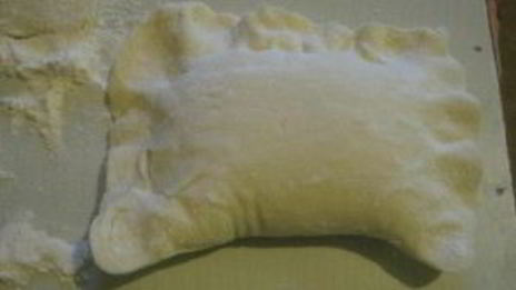 слойки с творогом и изюмом