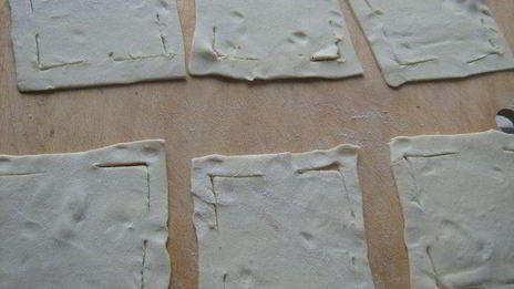 слойки с тыквой и грецким орехом