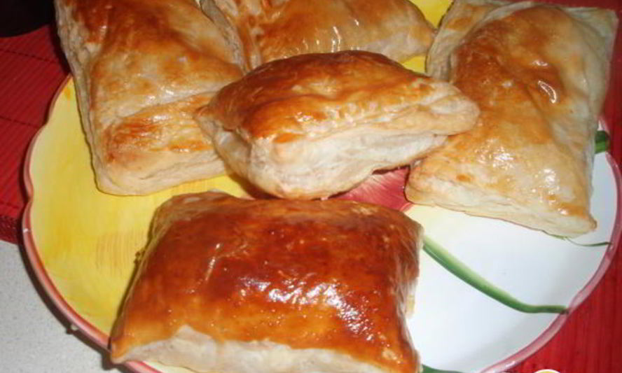 Рецепт слоек с ветчиной и сыром