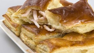 Слойки с ветчиной