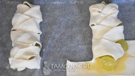 слойки с виноградом