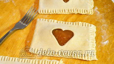 слойки с яблочным пюре