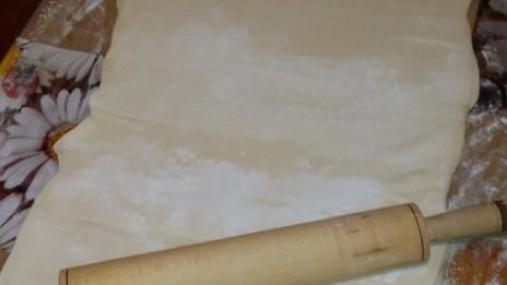 слойки вишенка из готового теста