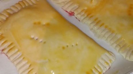 слойки вишенка из готового теста