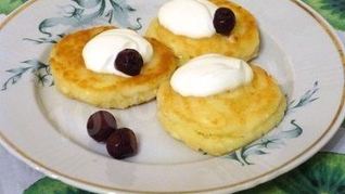 Пышные сырники из творога