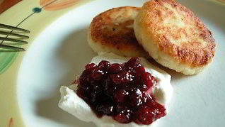 Сырники с изюмом