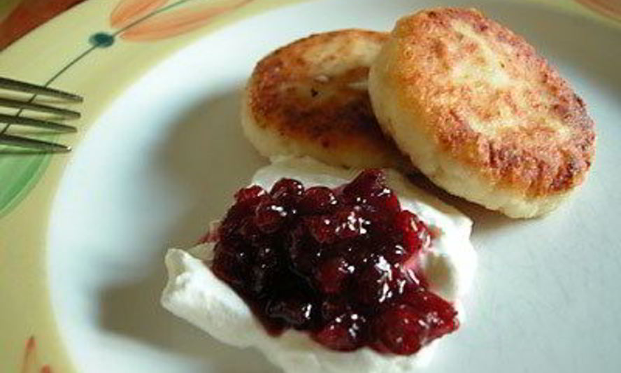 Рецепт сырников с изюмом