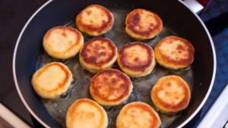 сырники с вишневым соусом