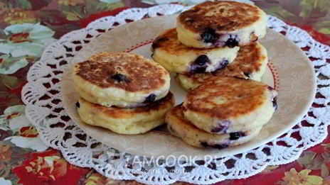 сырники с ягодами