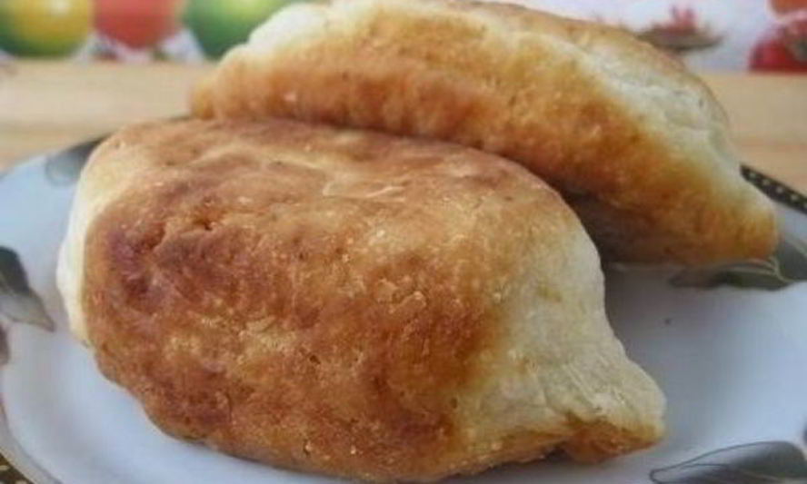 Рецепт простого теста для пирожков на сметане