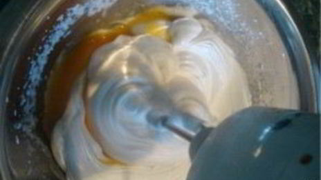 воздушное бисквитное тесто