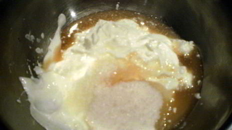 бисквитный торт с мятой и киви