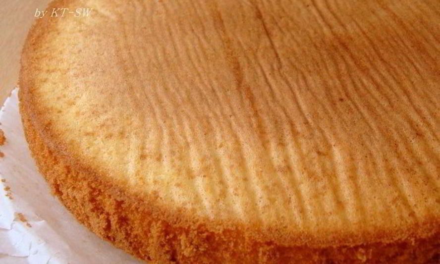 Рецепт идеального бисквита белого пражского