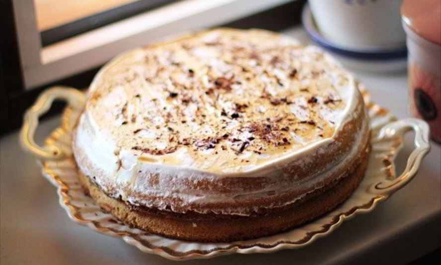 Рецепт легкого бисквитного тортика